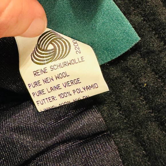 Geiger Pure New Wool Black Skirt Womens Size 36 Austria NWT - Picture 7 of 9